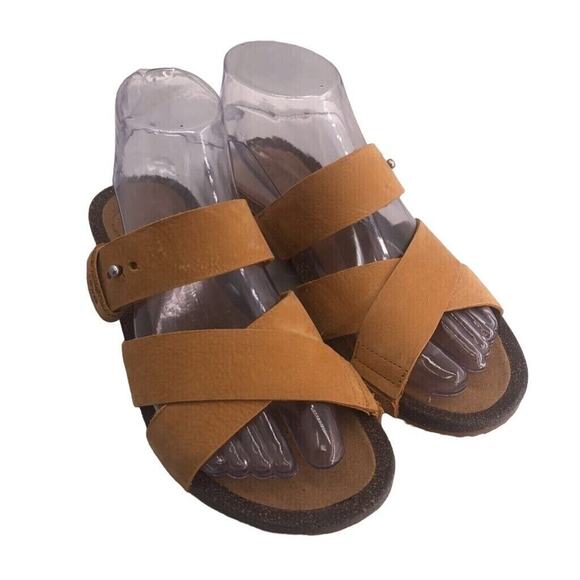 Teva Sandals Womens 7 Slides Brown Suede Low Heel Slip On Comfort Walking - Picture 1 of 9